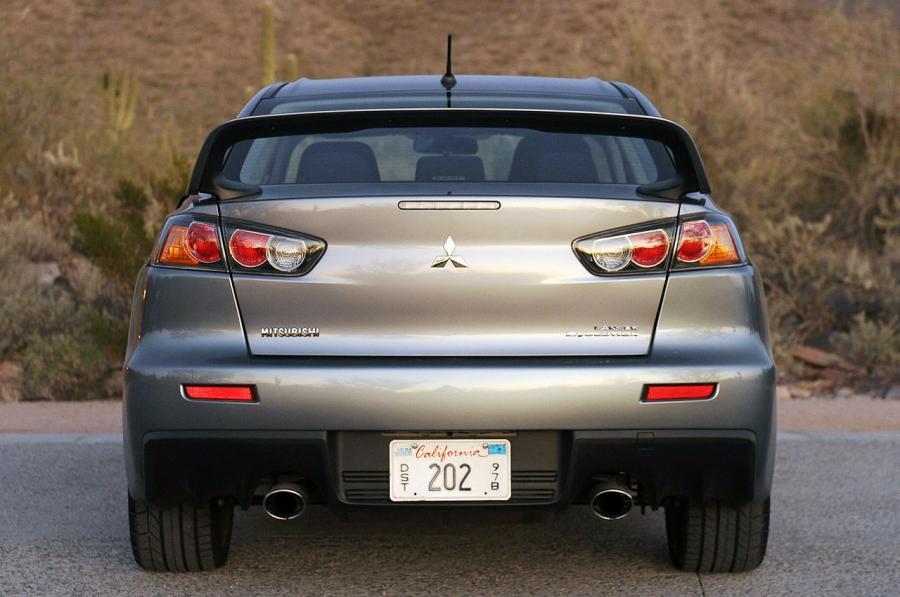  Mitsubishi Lancer Evolution X GSR 2013 года  (фото 5 из 43)